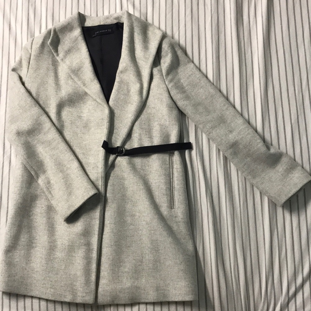Zara Women’s Light Grey Coat